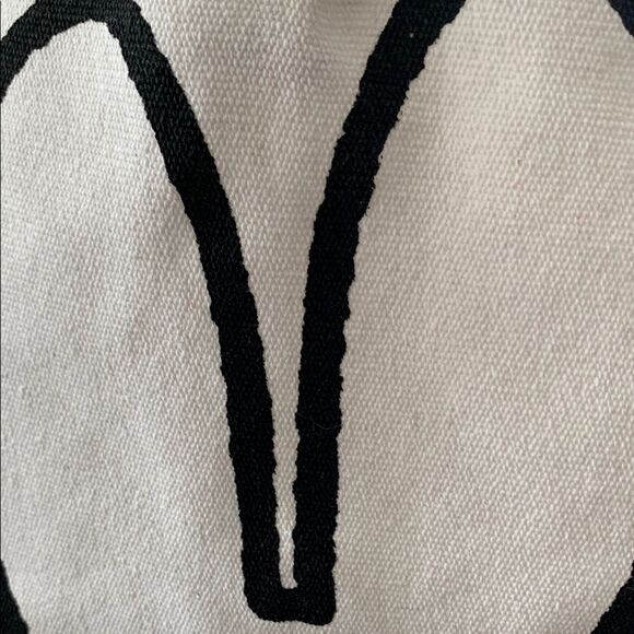 🐰Miffy Graphic White Tote Bag - Picture 3 of 6